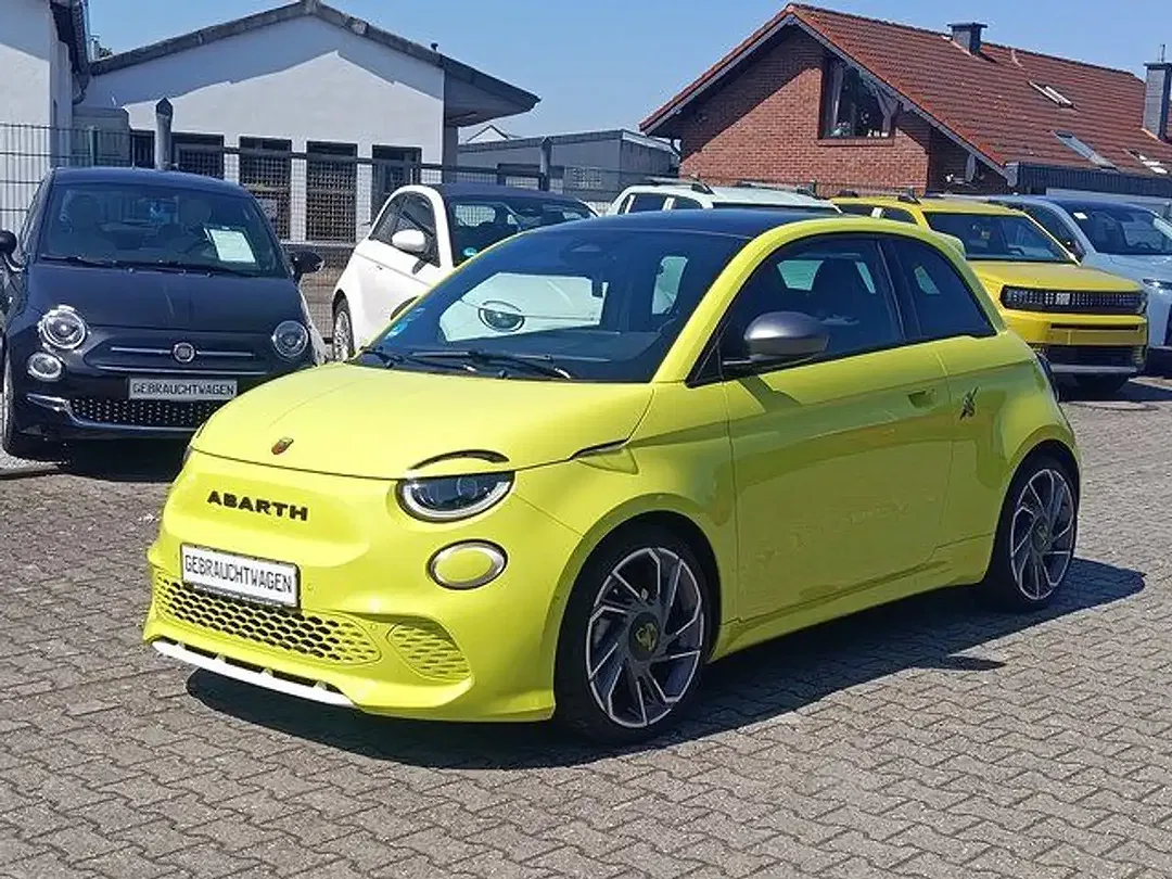 Abarth 500e Scorpionissima