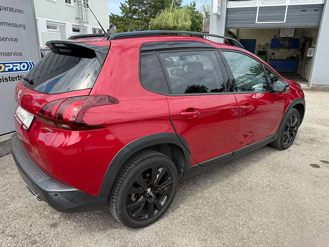 Peugeot 2008 - Thumbnail 5
