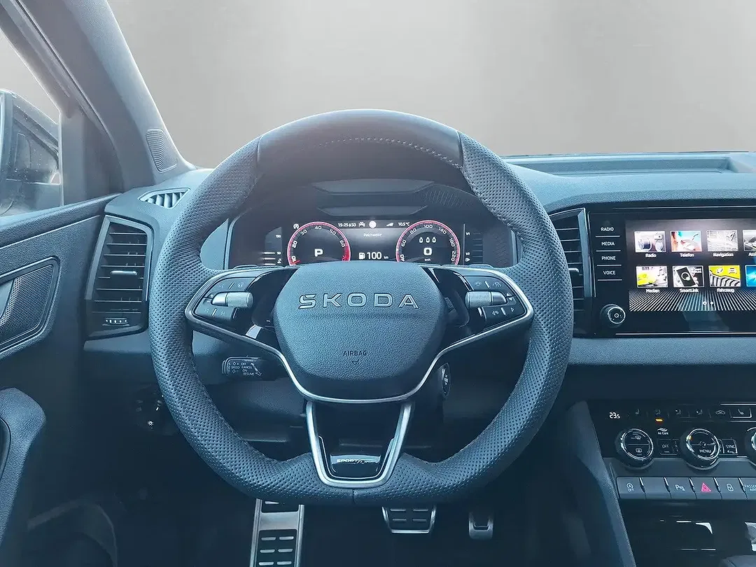 Skoda Karoq - Thumbnail 6