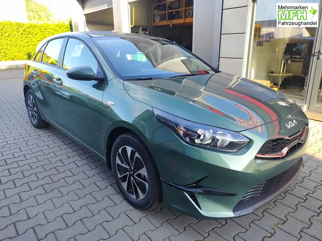 Kia Ceed / cee'd - Thumbnail 3