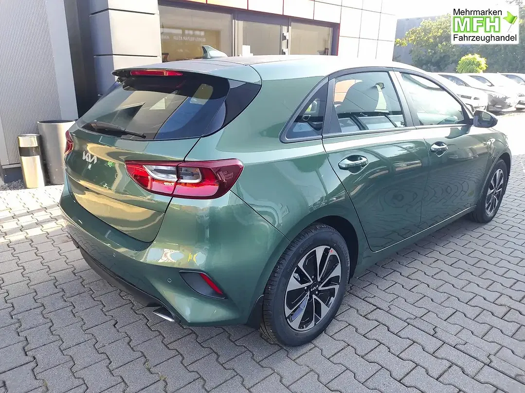 Kia Ceed / cee'd - Thumbnail 4