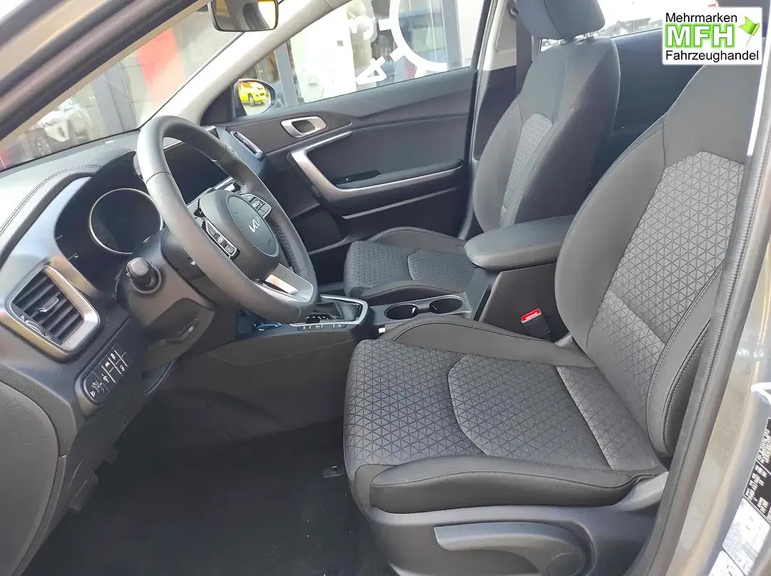 Kia Ceed / cee'd - Thumbnail 9
