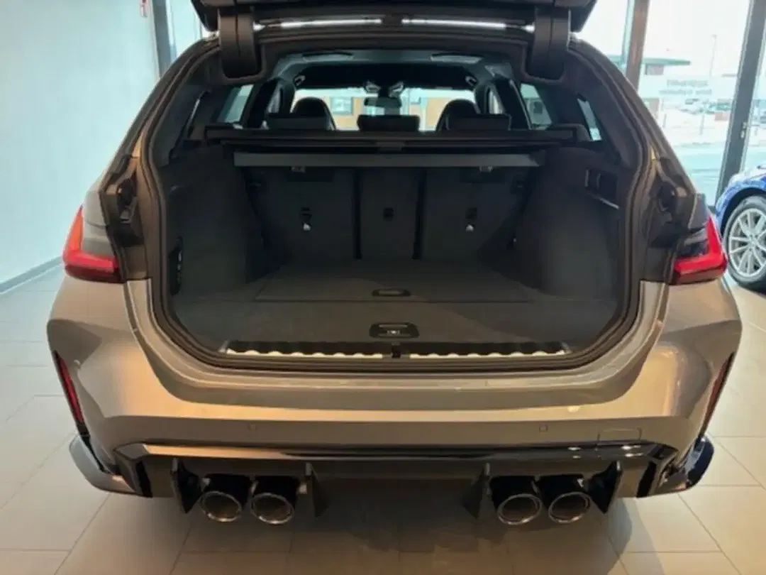 BMW M3 - Thumbnail 8