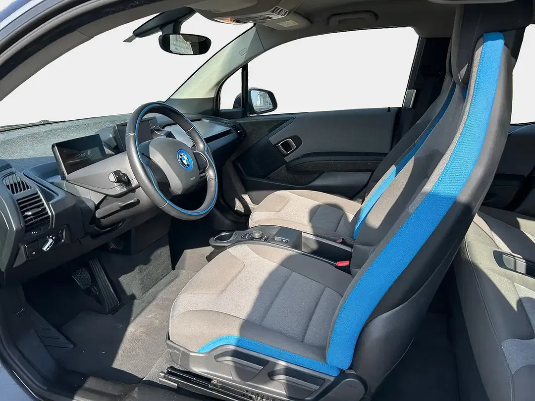 BMW i3 - Thumbnail 10