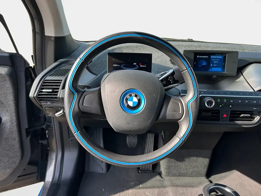 BMW i3 - Thumbnail 13