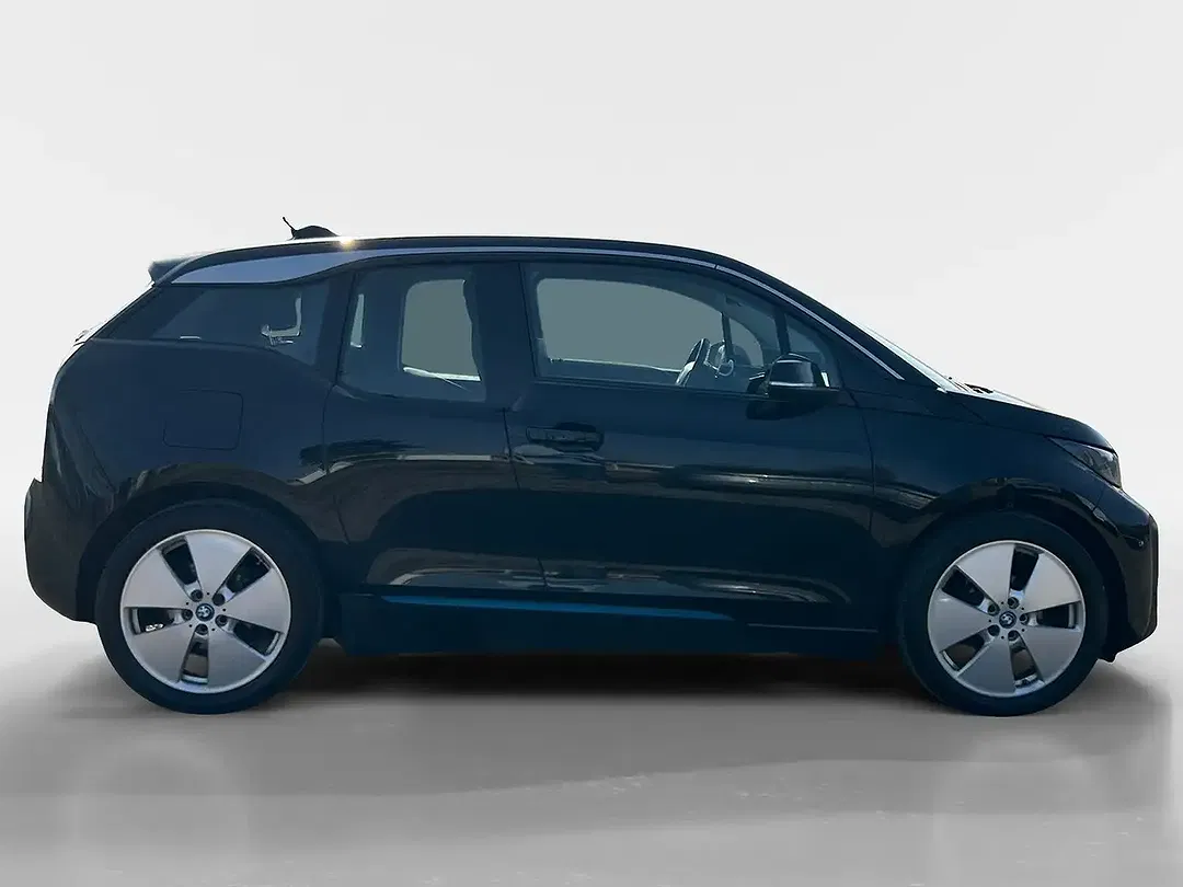 BMW i3 - Thumbnail 6