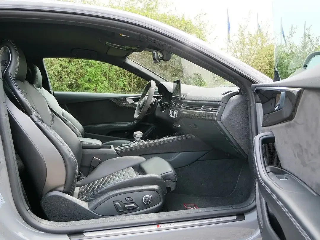 Audi RS5 - Thumbnail 14
