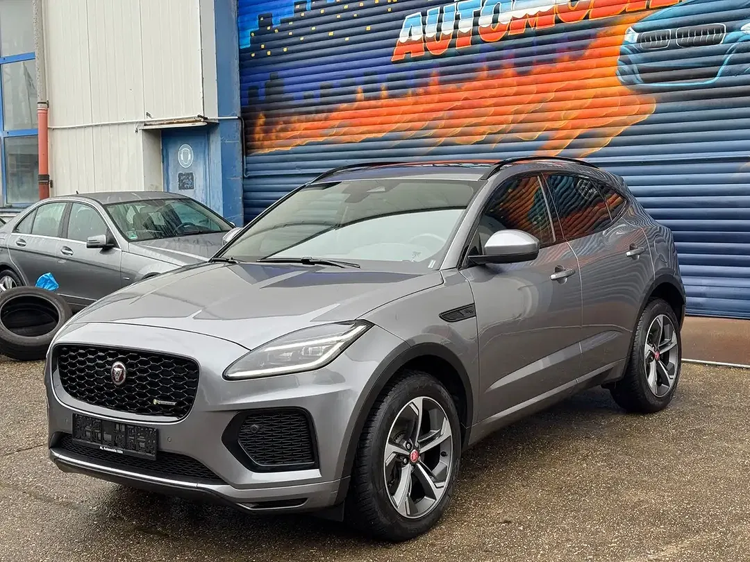 Jaguar E-Pace P300e 4x4 R-Dynamic Black
