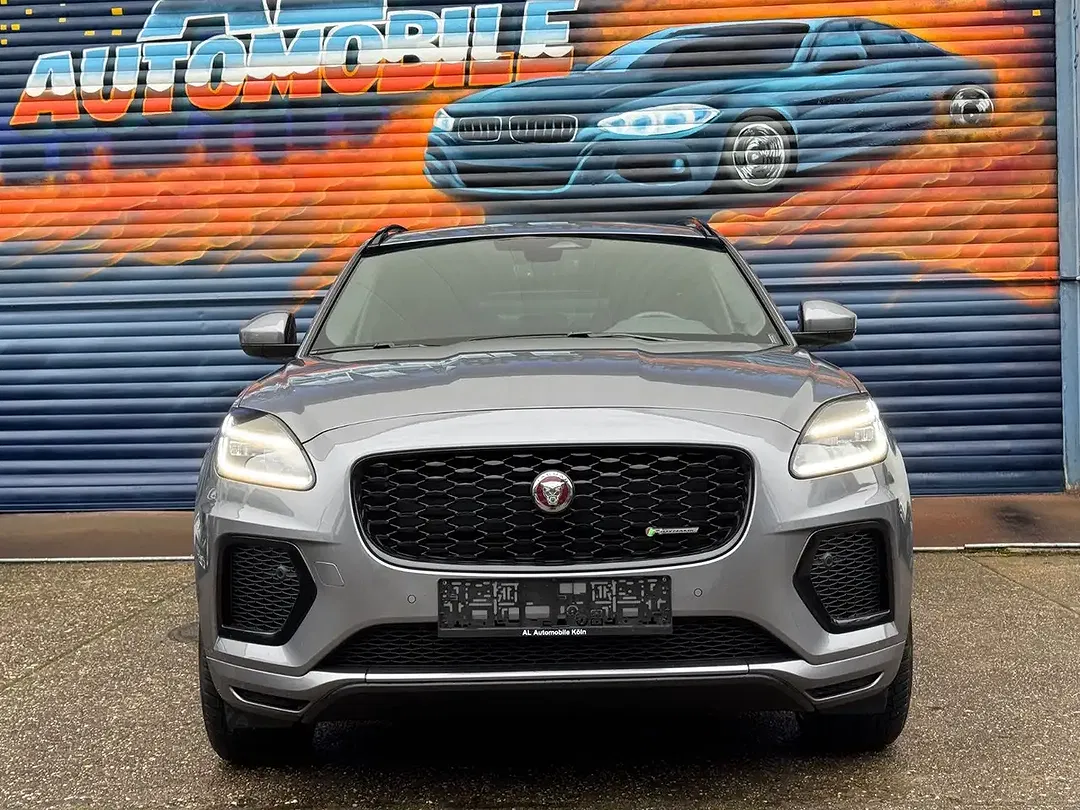 Jaguar E-Pace - Thumbnail 2