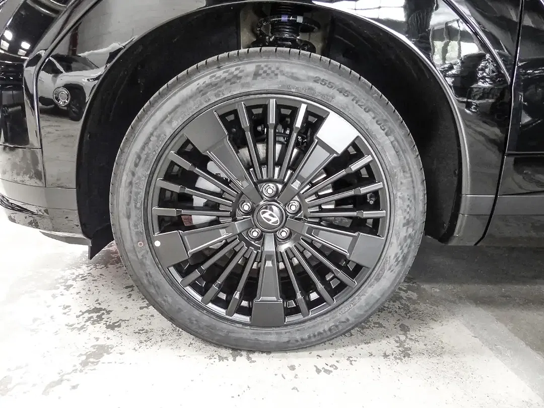 Hyundai SANTA FE - Thumbnail 3