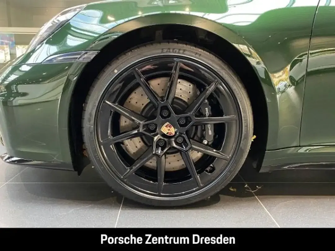 Porsche 992 - Thumbnail 15