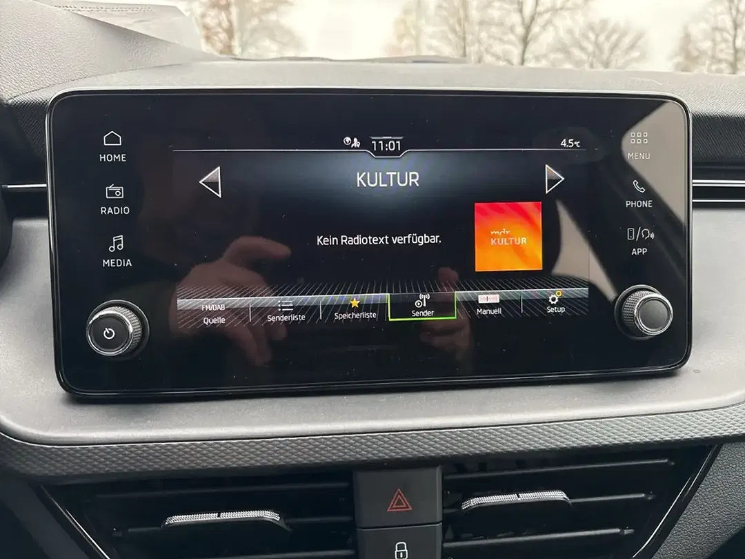 Skoda Scala - Thumbnail 10