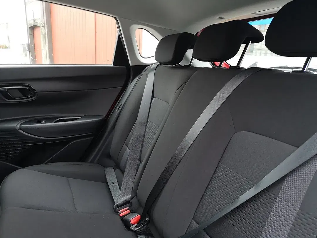 Hyundai i20 - Thumbnail 11