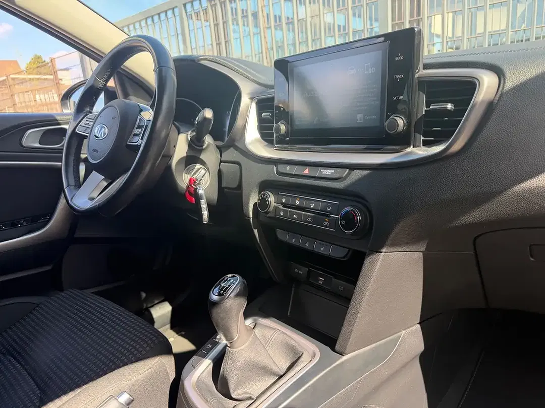 Kia Ceed / cee'd - Thumbnail 11