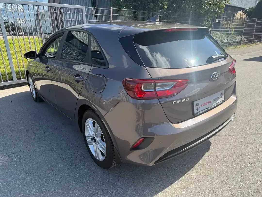 Kia Ceed / cee'd - Thumbnail 5
