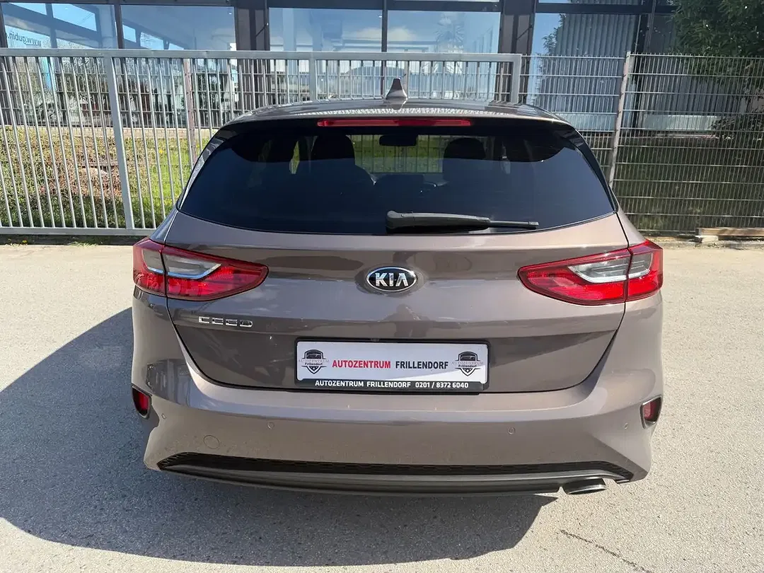 Kia Ceed / cee'd - Thumbnail 6