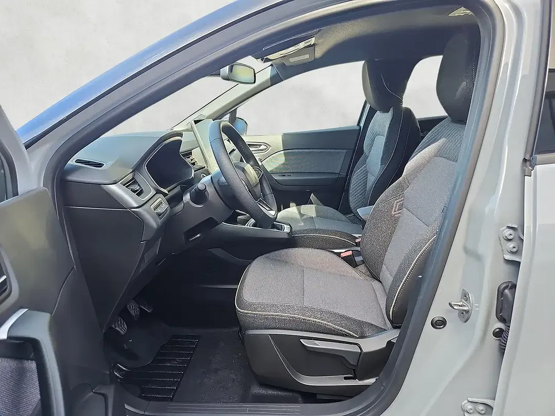 Renault Captur - Thumbnail 10