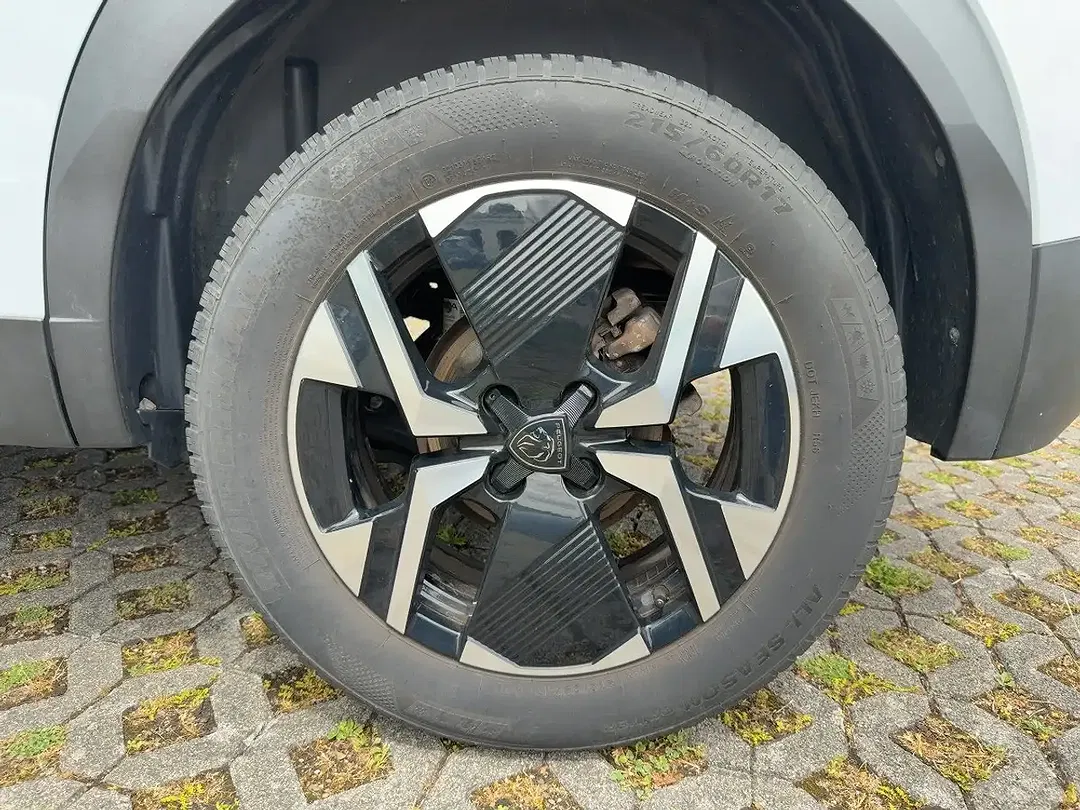 Peugeot 2008 - Thumbnail 11