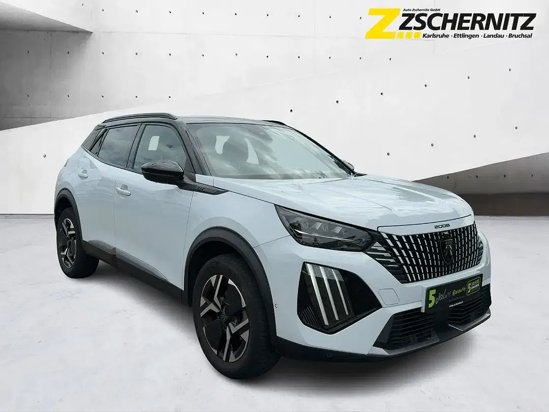 Peugeot 2008 - Thumbnail 4