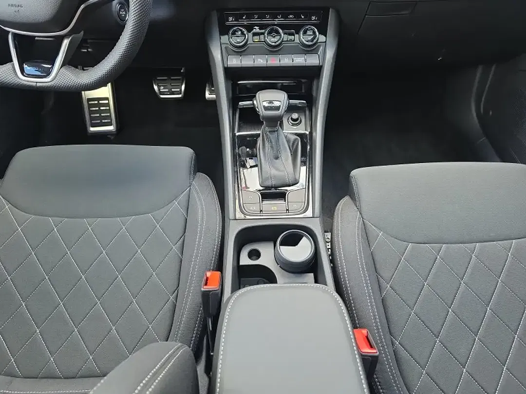 Skoda Karoq - Thumbnail 12