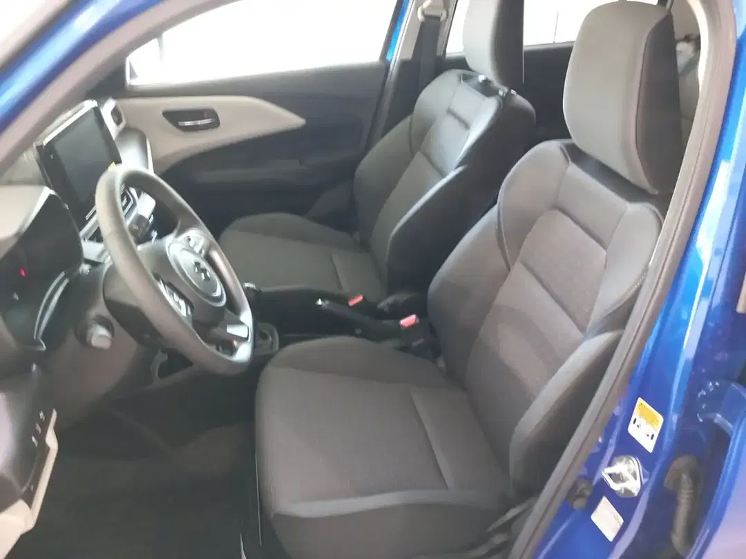 Suzuki Swift - Thumbnail 5