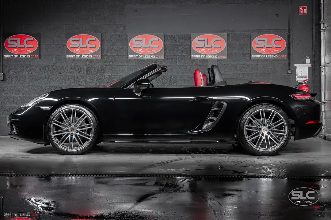 Porsche Boxster - Thumbnail 2