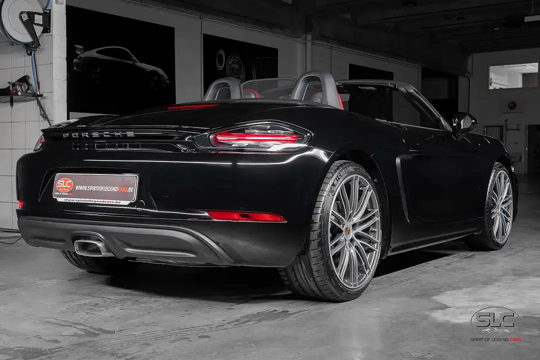 Porsche Boxster - Thumbnail 4