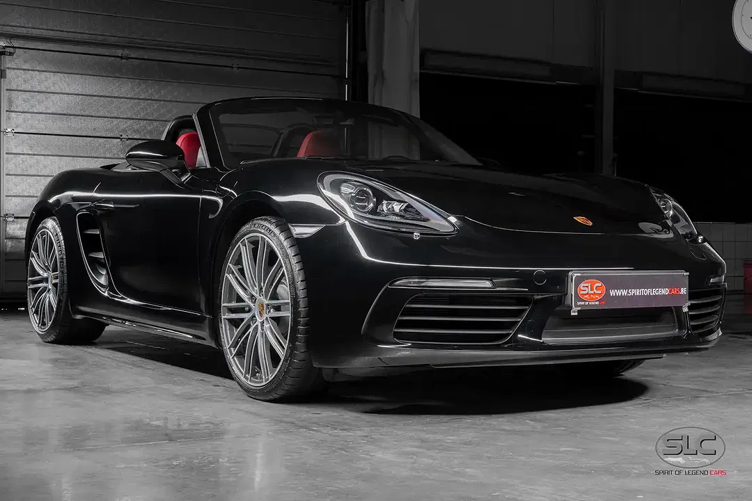 Porsche Boxster - Thumbnail 5