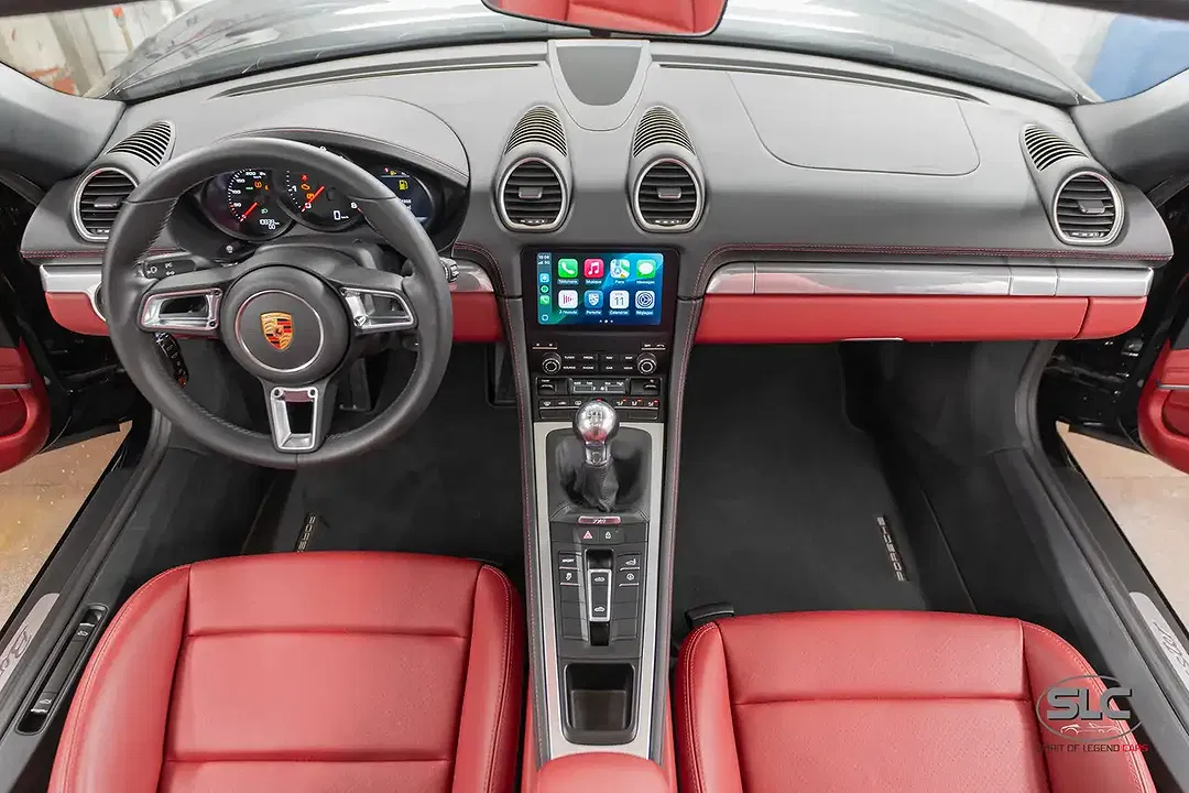 Porsche Boxster - Thumbnail 8