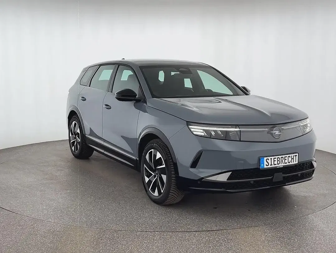 Opel Grandland - Thumbnail 3