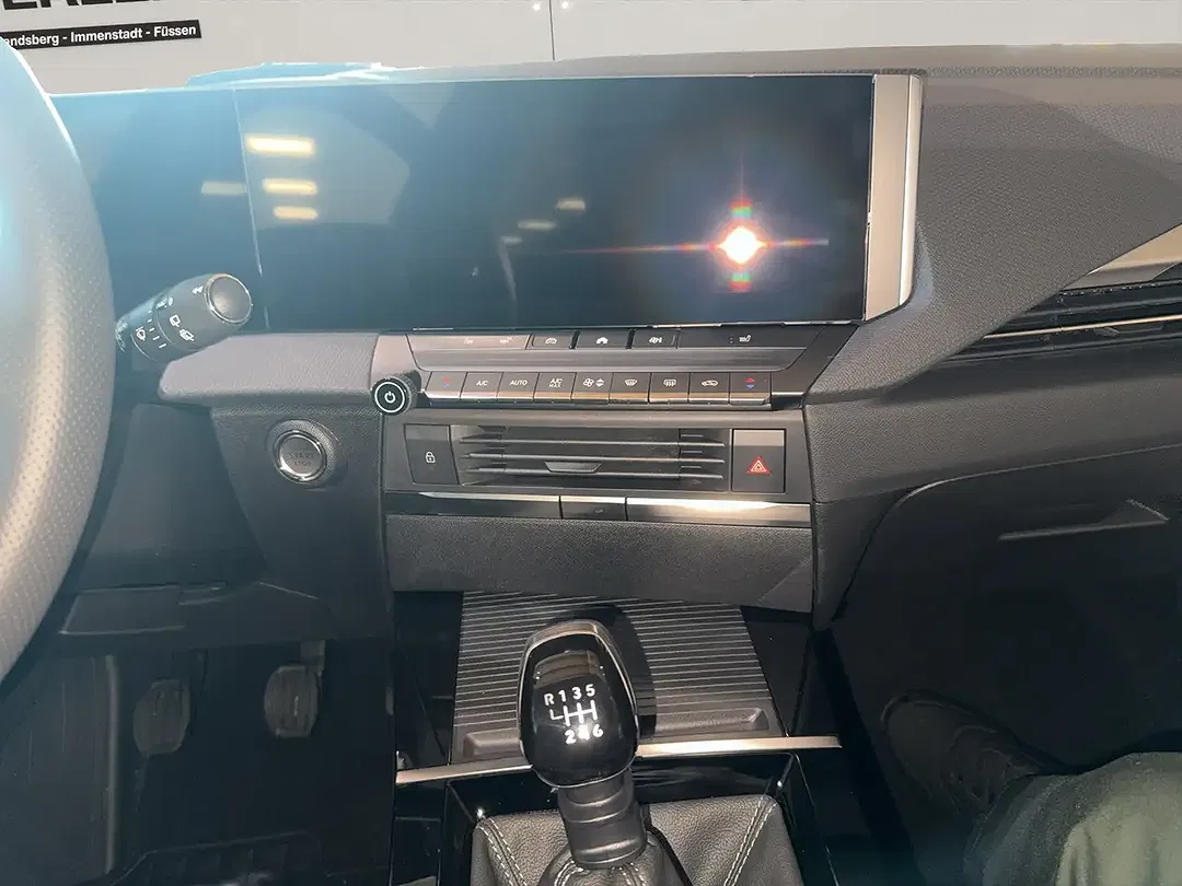 Opel Astra - Thumbnail 12