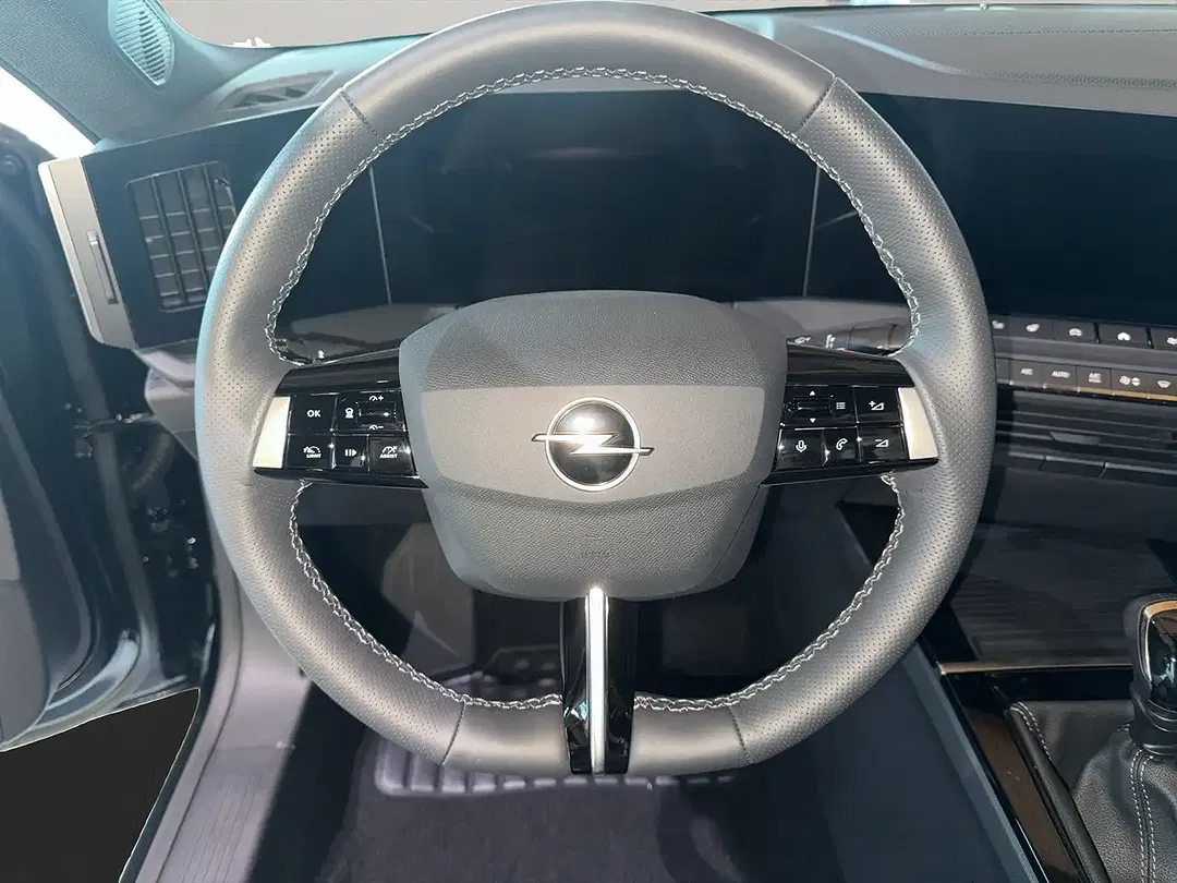 Opel Astra - Thumbnail 8