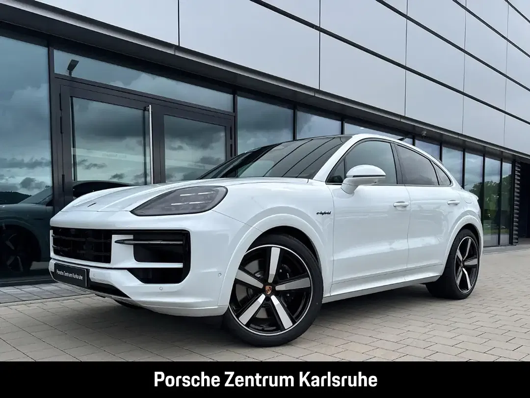 Porsche Cayenne - Thumbnail 1