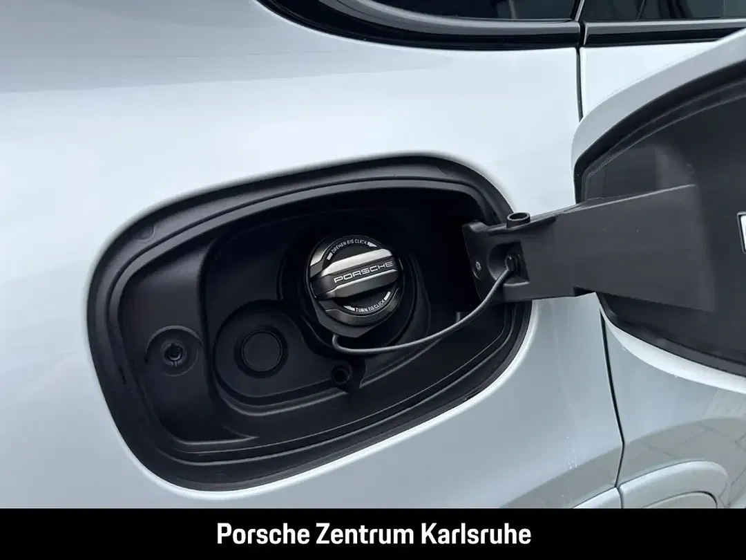 Porsche Cayenne - Thumbnail 11