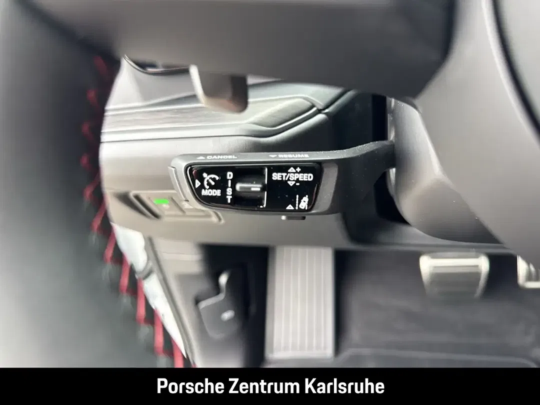 Porsche Cayenne - Thumbnail 15