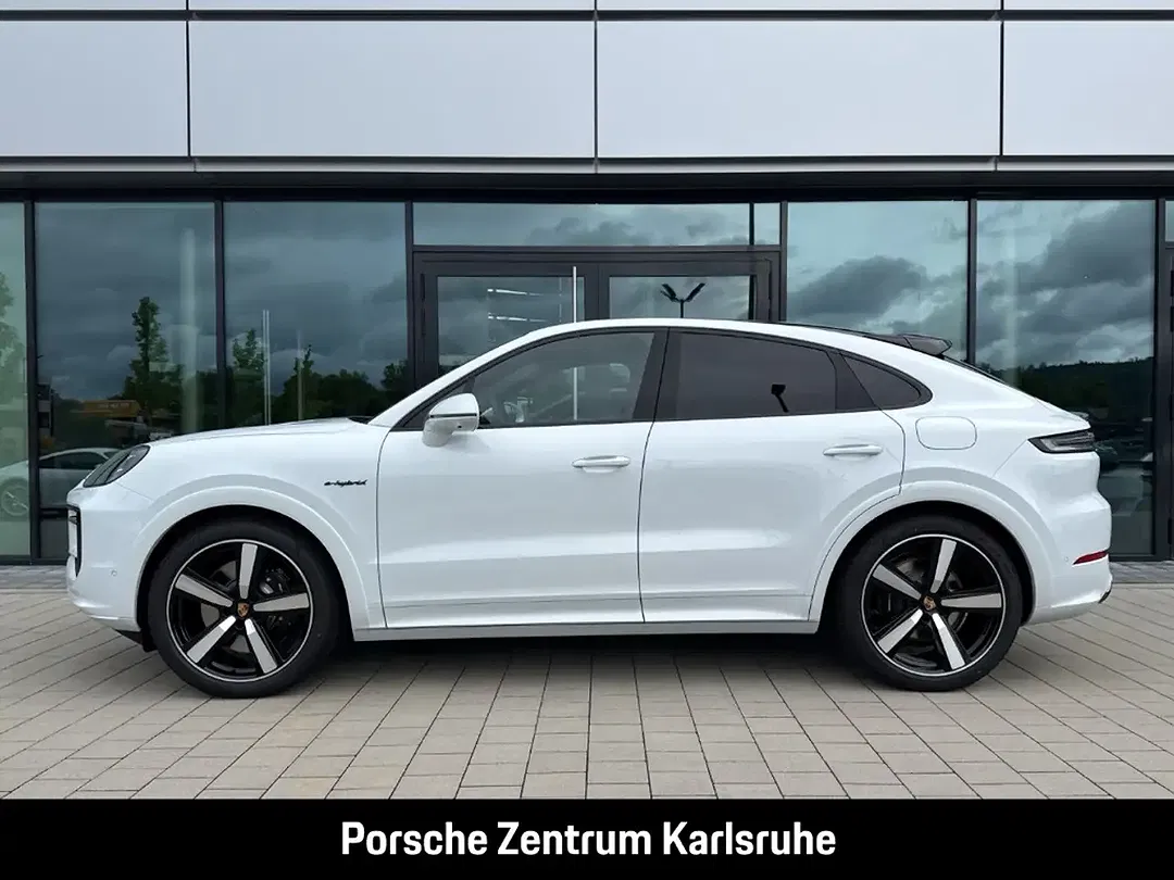 Porsche Cayenne - Thumbnail 2