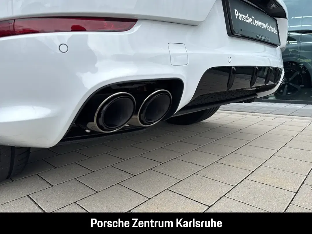 Porsche Cayenne - Thumbnail 8