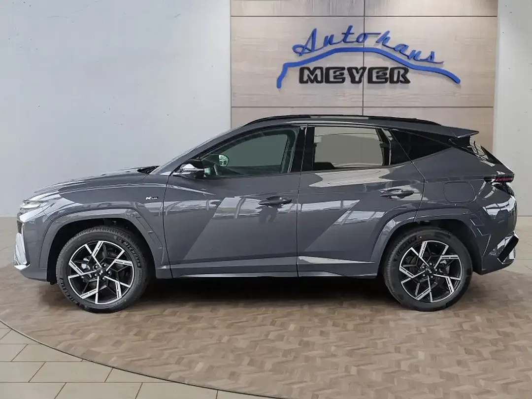 Hyundai TUCSON - Thumbnail 2