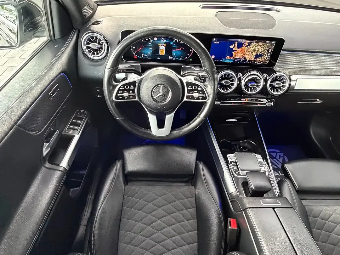 Mercedes-Benz GLB 200 - Thumbnail 12