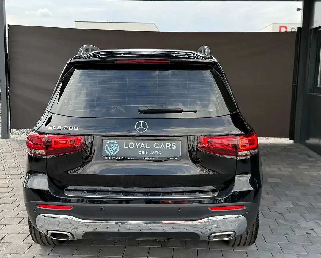 Mercedes-Benz GLB 200 - Thumbnail 9