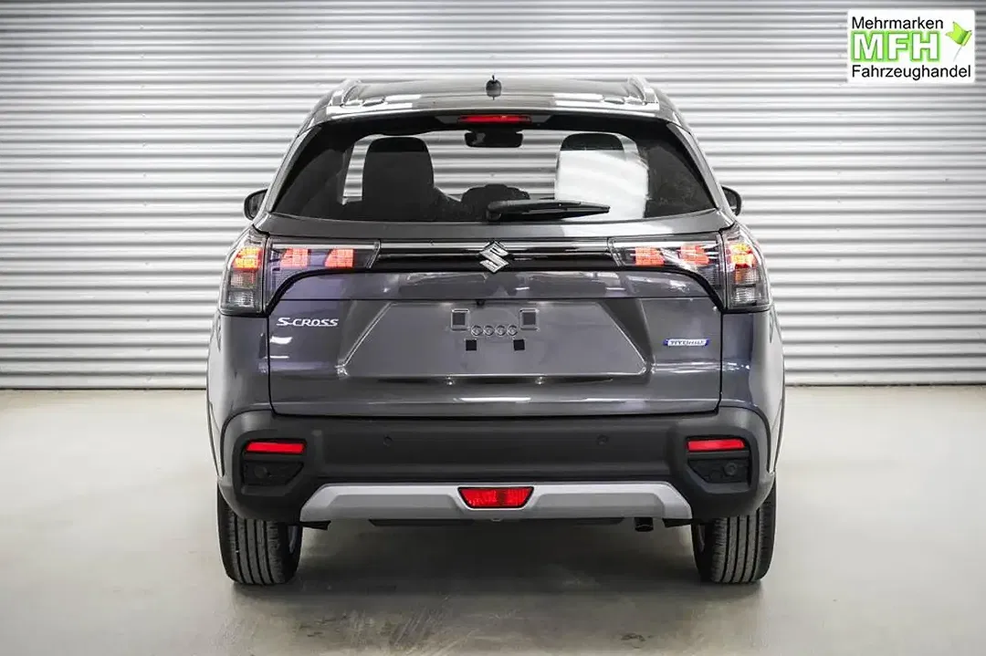 Suzuki S-Cross - Thumbnail 4