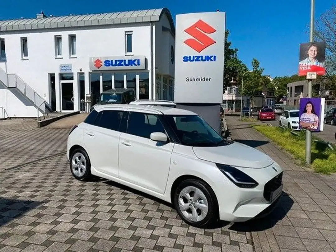 Suzuki Swift - Thumbnail 1