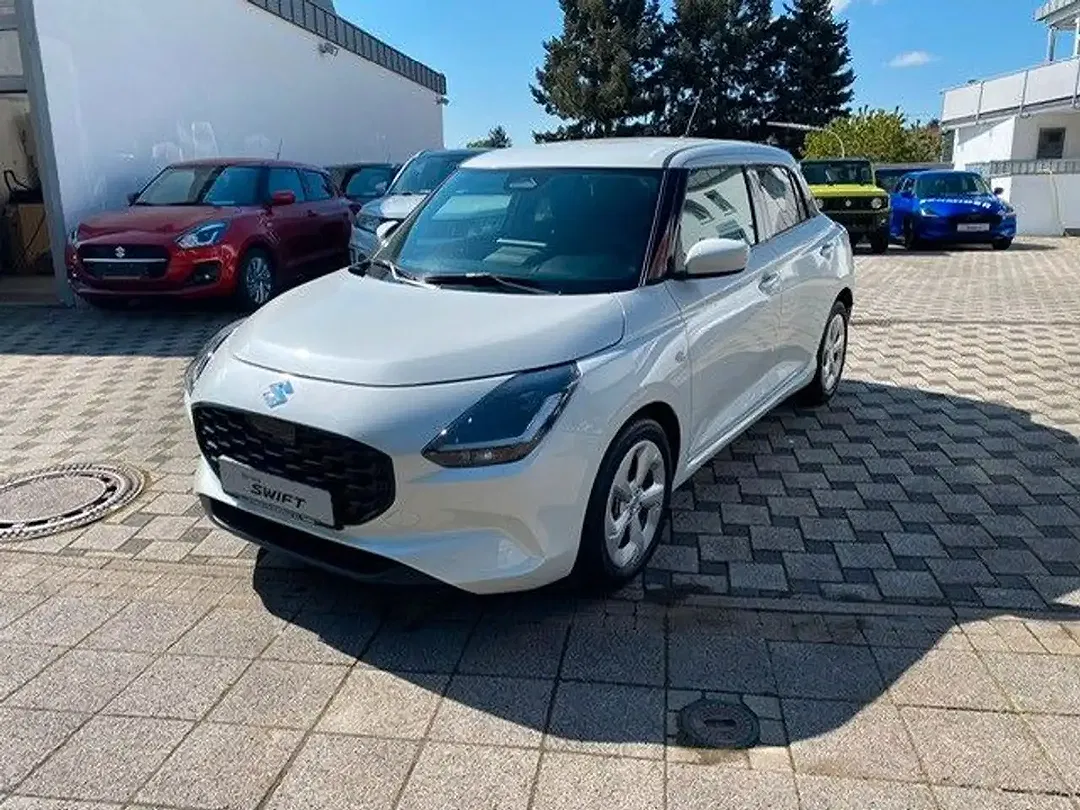 Suzuki Swift - Thumbnail 4