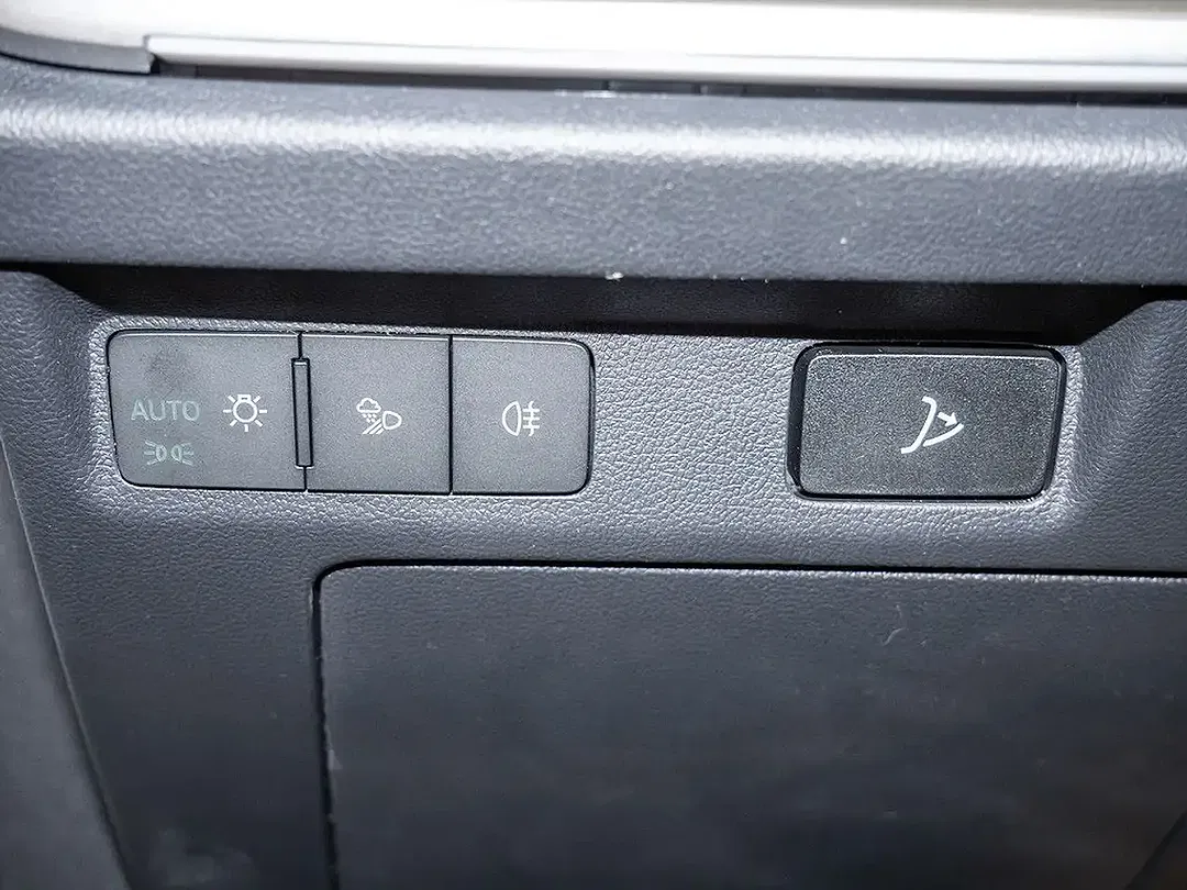 Skoda Enyaq - Thumbnail 15