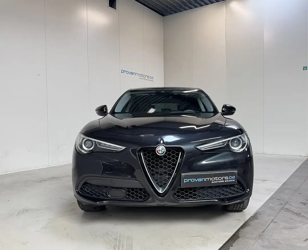 Alfa Romeo Stelvio - Thumbnail 23