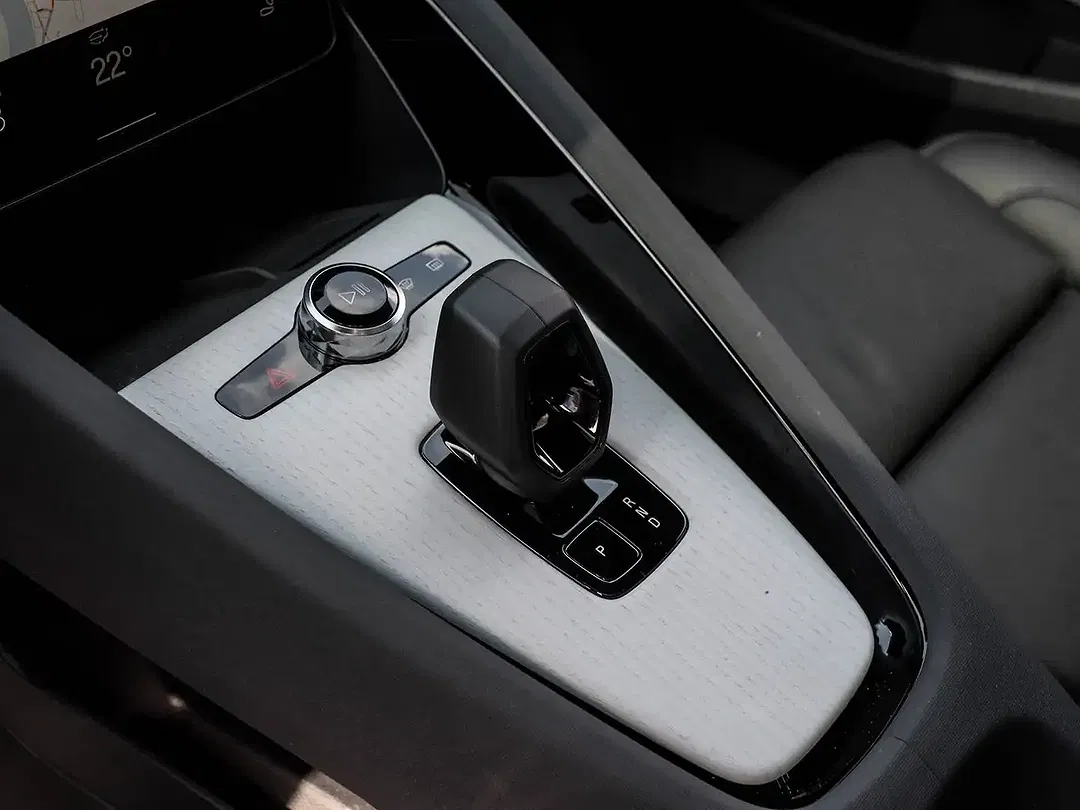 Polestar 2 - Thumbnail 10