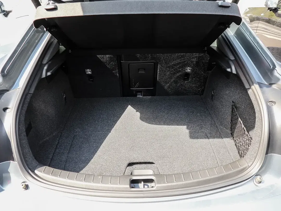 Polestar 2 - Thumbnail 11