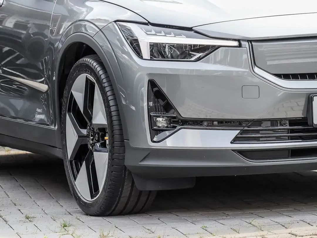 Polestar 2 - Thumbnail 6