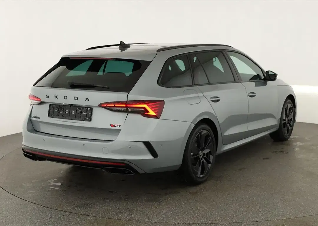 Skoda Octavia - Thumbnail 3