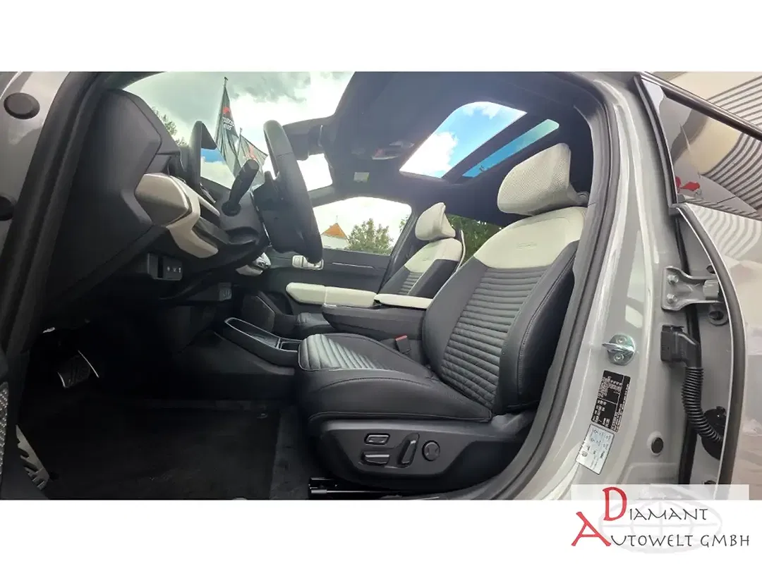 Kia EV4 - Thumbnail 10